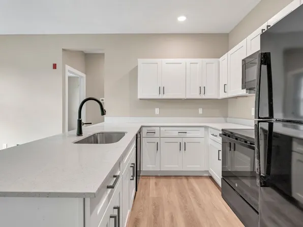 Willa Mountain Apartments, 601 Old 421 S #E82433a7d, Boone, NC 28607