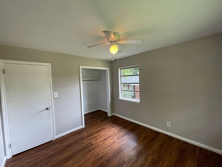 709 Branton Dr — Photo 17