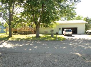 131 Lake Ave, Valley City, ND 58072