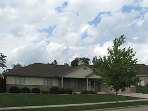 1st image of 1416 Carriage Dr