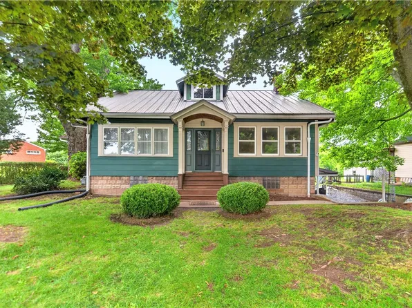 789 Route 68, New Brighton, PA 15066