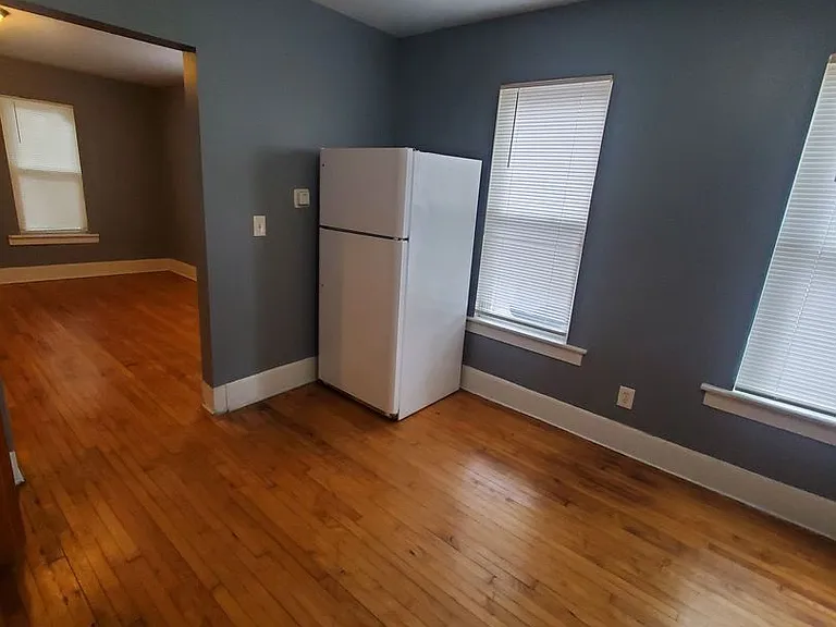 3368-3374 N Booth St 6 unit — Photo 3