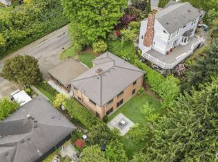 9237 24th Ave NW, Seattle, WA 98117