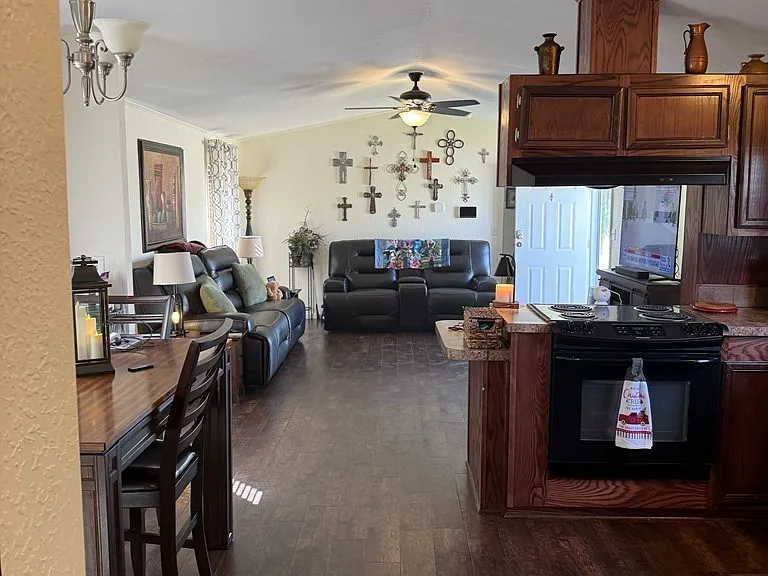 1320 N Fairgrounds Rd #104 — Photo 6