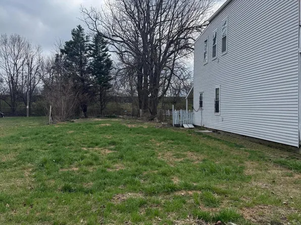 1247 S Floyd St, Louisville, KY 40203