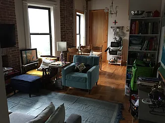 Rented by Rennit Inc.