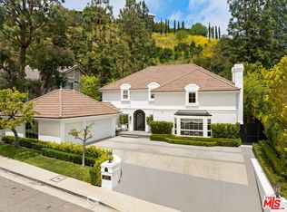 2878 Royston Pl, Beverly Hills, CA 90210