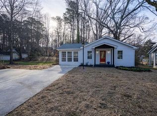 1015 Whitehead Rd, Sugar Hill, GA 30518