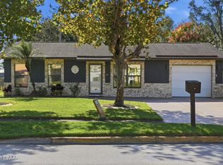 932 Lora St, Daytona Beach, FL 32114