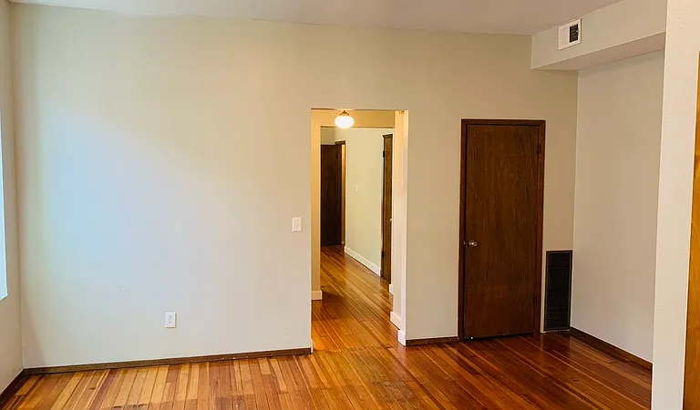 3218A Cherokee St — Photo 4