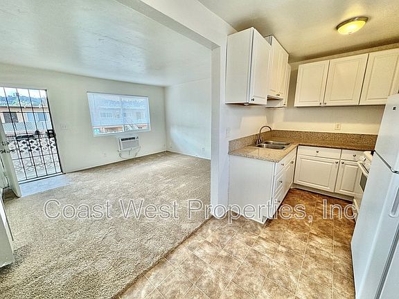 4th image of 804 S Orange Ave Unit 17