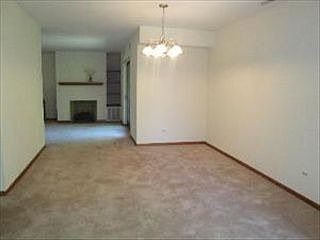 4th image of 152 E Park Ave APT 301
