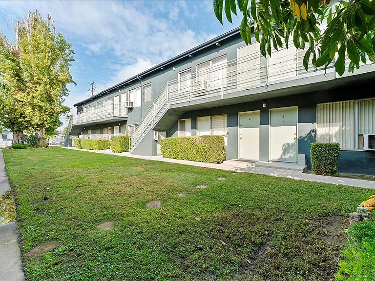 6114 Cahuenga Blvd #3 — Photo 14