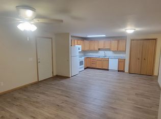 1416 E Redwood Blvd, Brandon, SD 57005