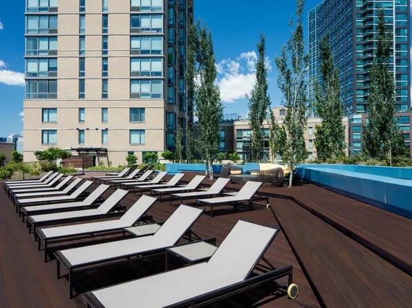 4-75 48th Avenue image 39 of 52