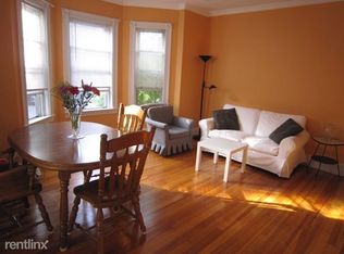 109 Franklin St, Brookline, MA 02445