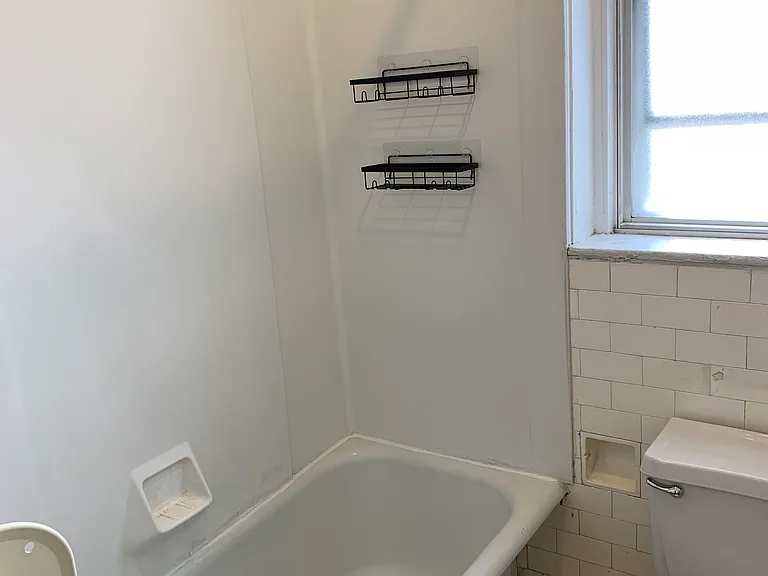 415 S 42nd St #12 — Photo 10