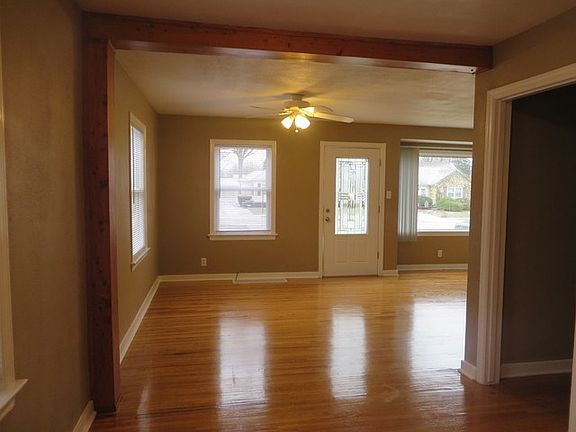 3rd image of 1519 Glenwood Ave