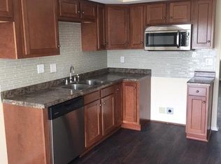 1424 Camellia Dr APT 2, Munster, IN 46321