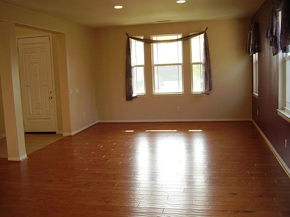 Gorgeous Hardwwod flooring in living room