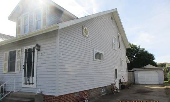 2nd image of 237 Washington Ave