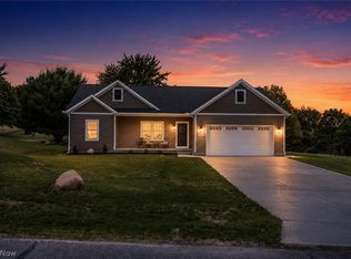 13969 N Highview Dr, Dalton, OH 44618