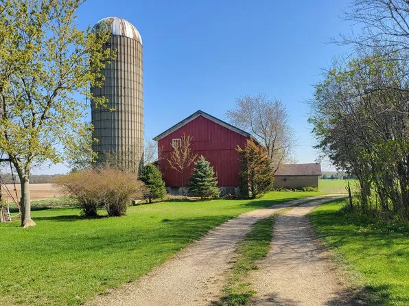 W8479 W Townline Rd, Whitewater, WI 53190