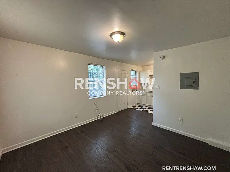 259 Maryland Ave — Photo 2