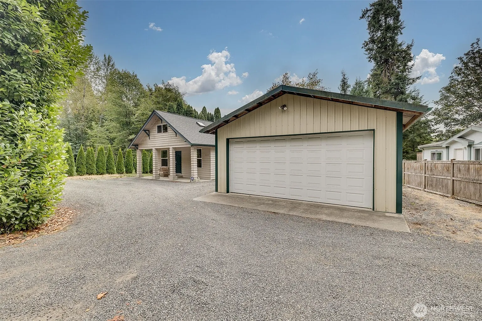 9425 Carnation Duvall Road NE photo 1