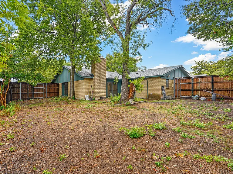 848 Shenandoah Dr — Photo 43
