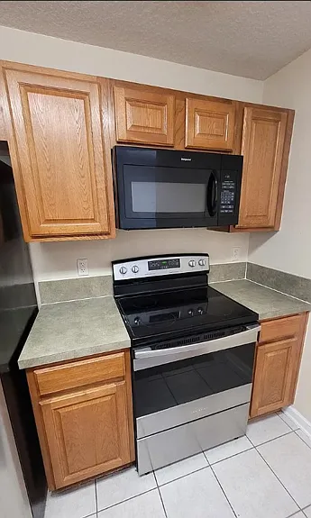 3600 Lenin Peak Ct #11 — Photo 6
