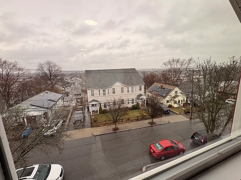 158 Reservoir Ave #2 — Photo 3