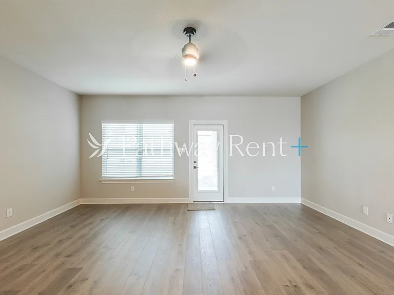 1101 Costa Vista Trl — Photo 7