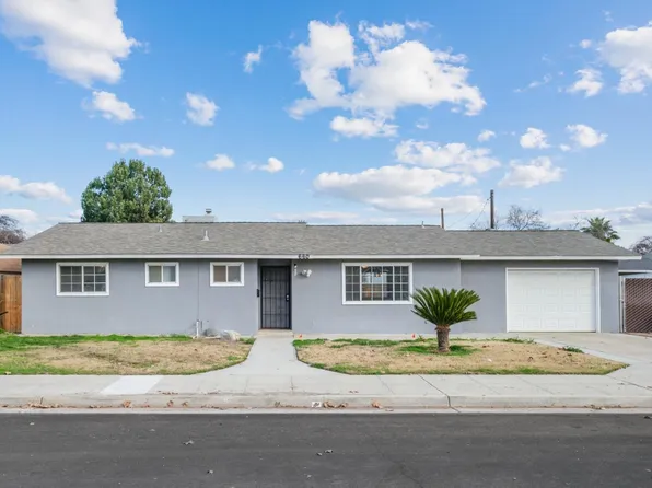 660 J St, Parlier, CA 93648