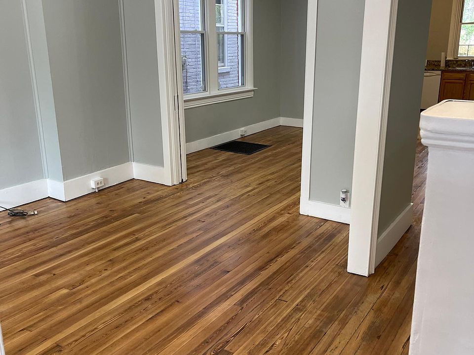 1st image of 452 Park Pl #452