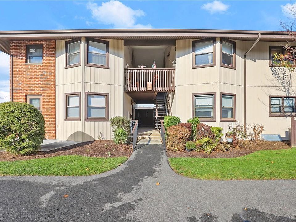 1st image of 18 Hastings Court #H