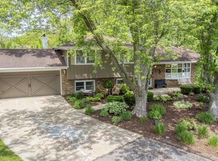 1104 Hummingbird Ct, Shorewood, IL 60404