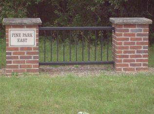 1601 Pine Park Dr, Eau Claire, WI 54701