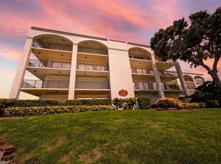 301 MARINER DRIVE #301, TARPON SPRINGS, FL 34689