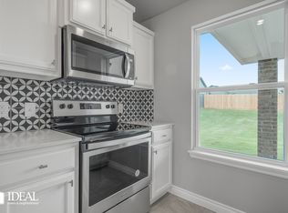 13237 SW 3rd St, Yukon, OK 73099
