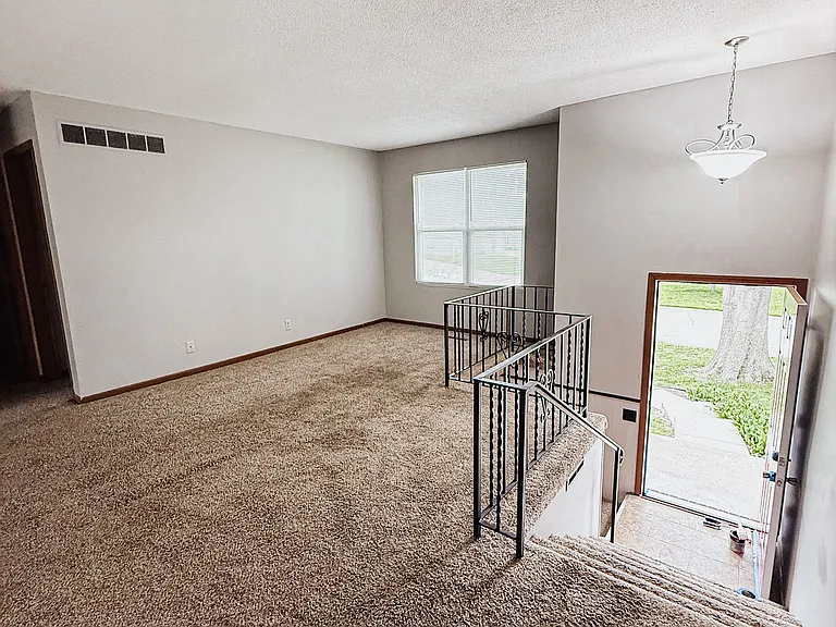 3211 Squire Ln — Photo 13