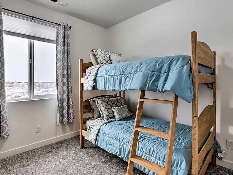 426 S Willow Leaf Rd — Photo 16