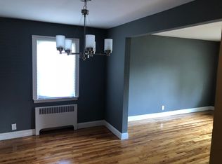 5 Brown Ave, Hempstead, NY 11550