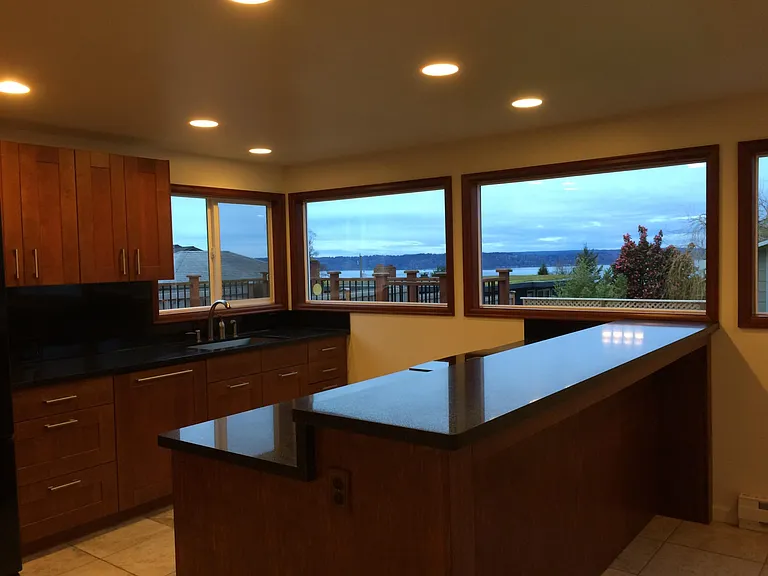 8225 California Ave SW — Photo 8