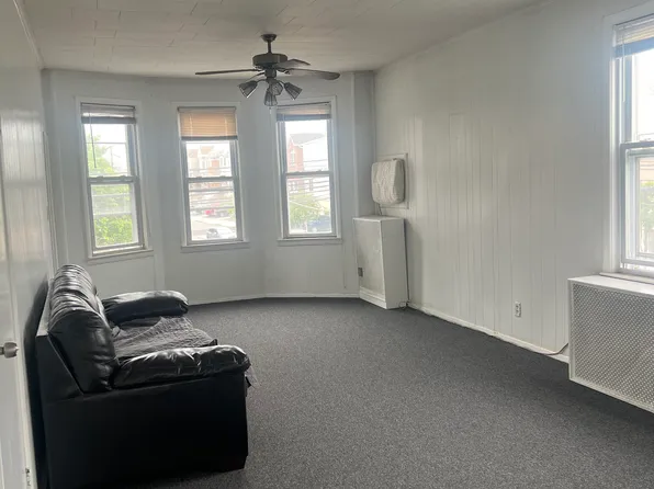 61 Collard St, Jersey City, NJ 07306