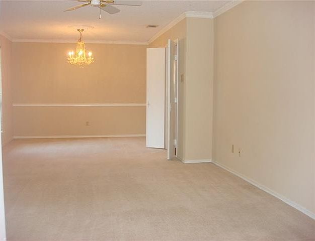 1st image of 2107 Goldenrod Dr