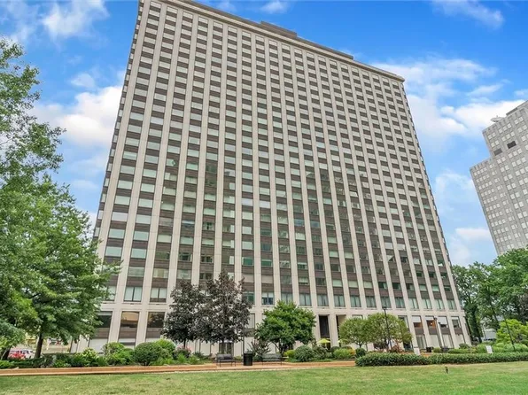 320 Fort Duquesne Blvd #23AB, Pittsburgh, PA 15222
