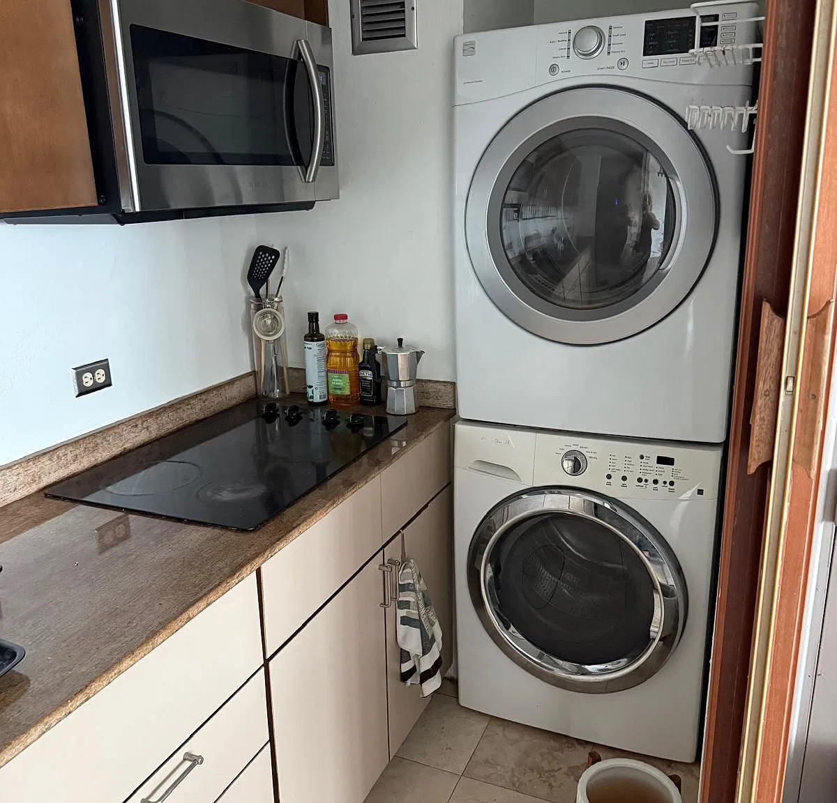 1 bed, 900 sqft, $2,500 — Photo 4
