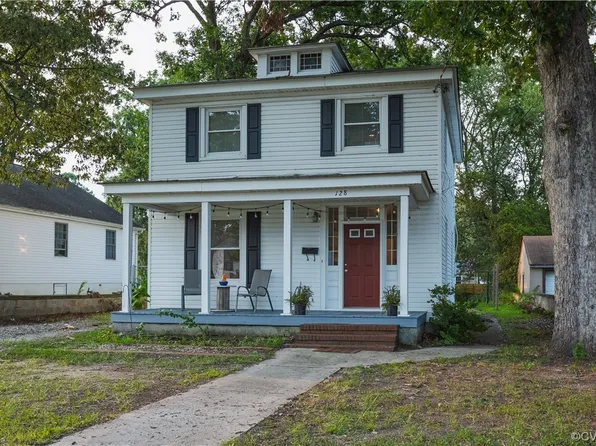 128 Roanoke Ave, Colonial Heights, VA 23834