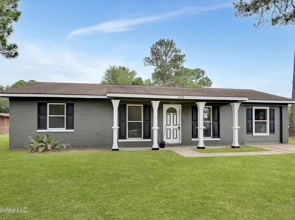 2918 Garden Dale Ave, Gautier, MS 39553
